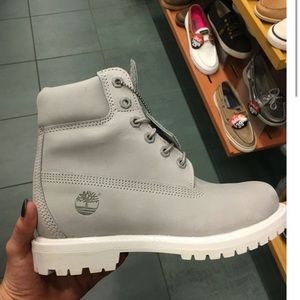 Meet your Posher, Mallory